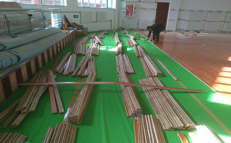體育場館籃球羽毛球運(yùn)動木地板
