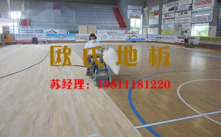 為什么籃球場使用運動木地板效果更好？